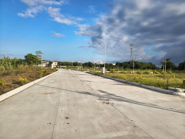 Residential Plot in Sangareddy Town for resale Sangareddy. The reference number is 19821587