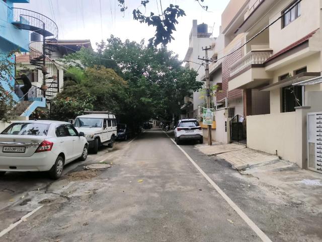 Residential Plot in Sanjaynagar for resale Bengaluru. The reference number is 20463724