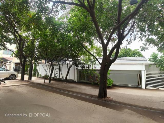 Residential Plot in Sanjaynagar for resale Bengaluru. The reference number is 20893841