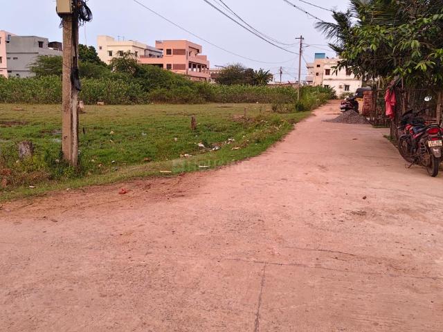 Residential Plot in Sarpavaram for resale Kakinada. The reference number is 21137547