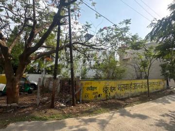 Residential Plot in Scheme No 114 for resale Indore. The reference number is 20409039