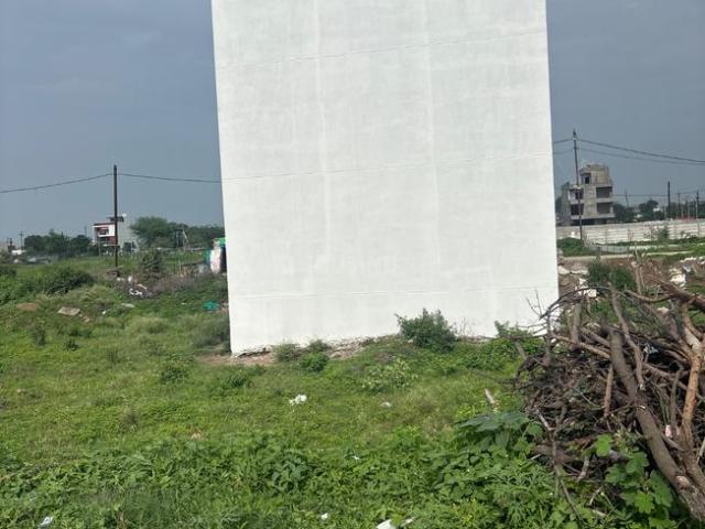 Residential Plot in Scheme No 140 for resale Indore. The reference number is 17809051