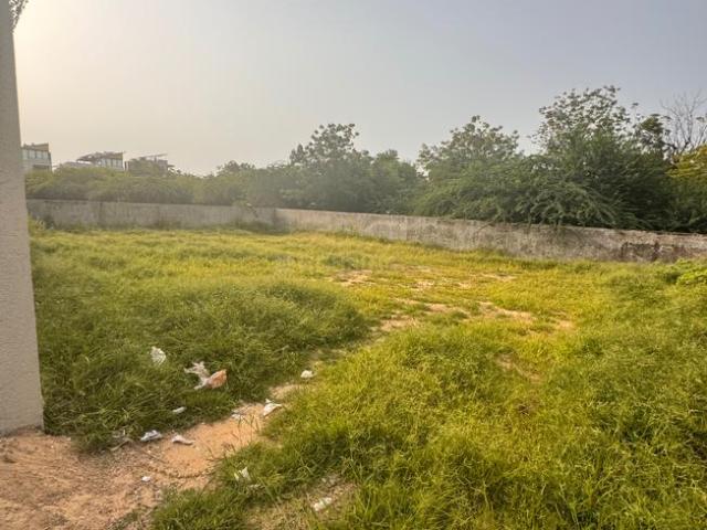 Residential Plot in Science City for resale Ahmedabad. The reference number is 19234655