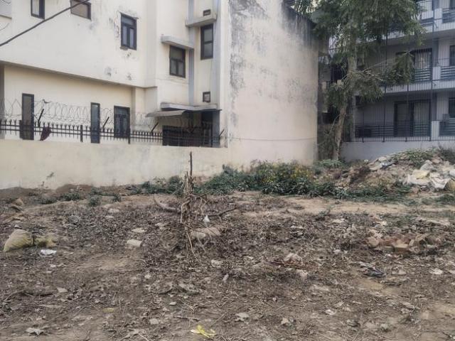 Residential Plot in Sector 43 for resale Gurgaon. The reference number is 19528639