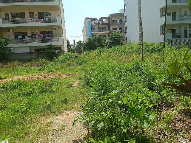 Residential Plot in Sector 43 for resale Gurgaon. The reference number is 21049988