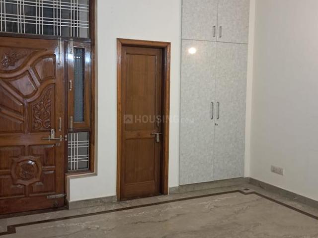 Residential Plot in Sector 40 for resale Noida. The reference number is 19887040