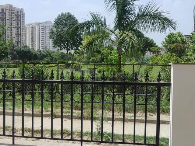 Residential Plot in Sector 40 for resale Noida. The reference number is 12816462