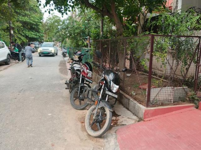 Residential Plot in Sector 41 for resale Noida. The reference number is 20821648