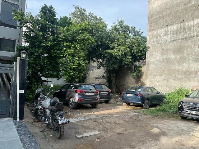 Residential Plot in Sector 41 for resale Noida. The reference number is 21054949