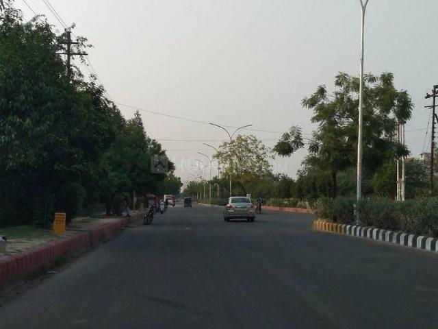 Residential Plot in Sector 45 for resale Noida. The reference number is 20393295