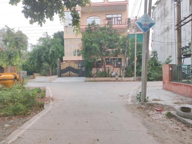 Residential Plot in Sector 45 for resale Faridabad. The reference number is 21327685
