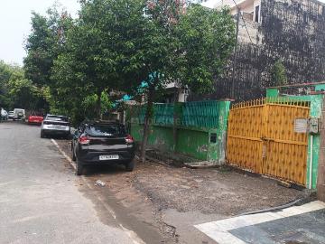 Residential Plot in Sector 46 for resale Noida. The reference number is 20117967