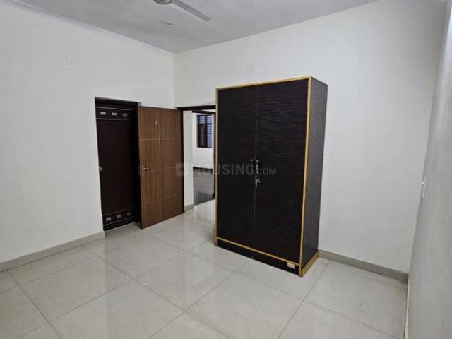 Residential Plot in Sector 46 for resale Noida. The reference number is 20113239