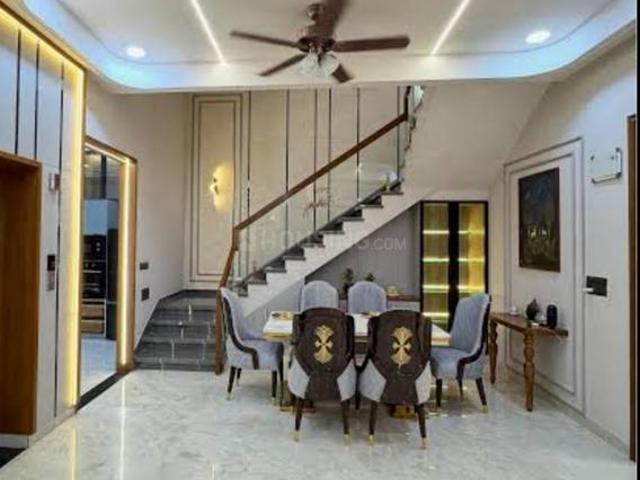 Residential Plot in Sector 46 for resale Noida. The reference number is 20783242
