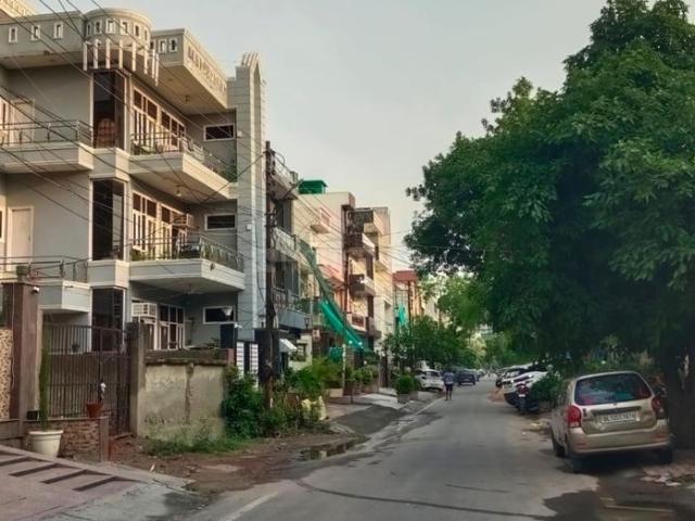 Residential Plot in Sector 46 for resale Noida. The reference number is 21132986