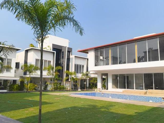 Residential Plot in Sector 4 for resale Gurgaon. The reference number is 16879347
