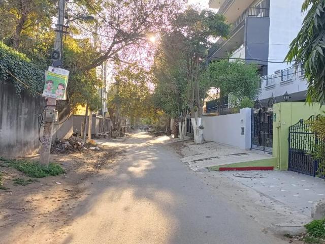 Residential Plot in Sector 4 for resale Gurgaon. The reference number is 20869497