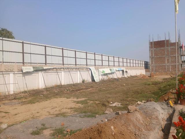 Residential Plot in Sector 4 for resale Sohna. The reference number is 17852520