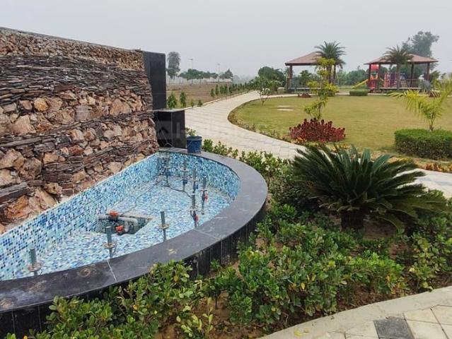 Residential Plot in Sector 4 for resale Sohna. The reference number is 19844424