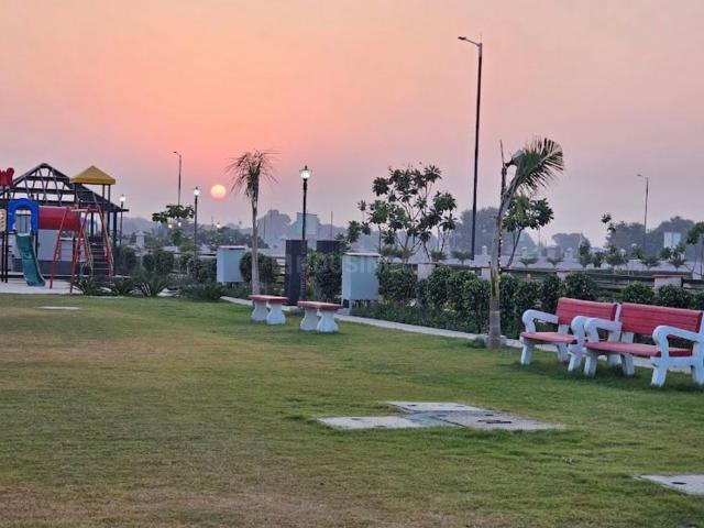 Residential Plot in Sector 4 for resale Sohna. The reference number is 21319945