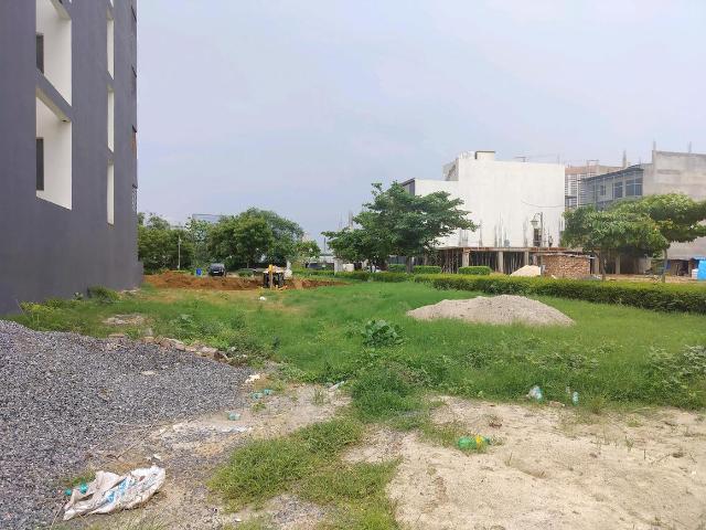 Residential Plot in Sector 51 for resale Gurgaon. The reference number is 20271825