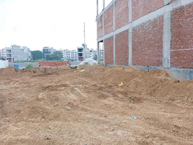Residential Plot in Sector 57 for resale Gurgaon. The reference number is 18349582