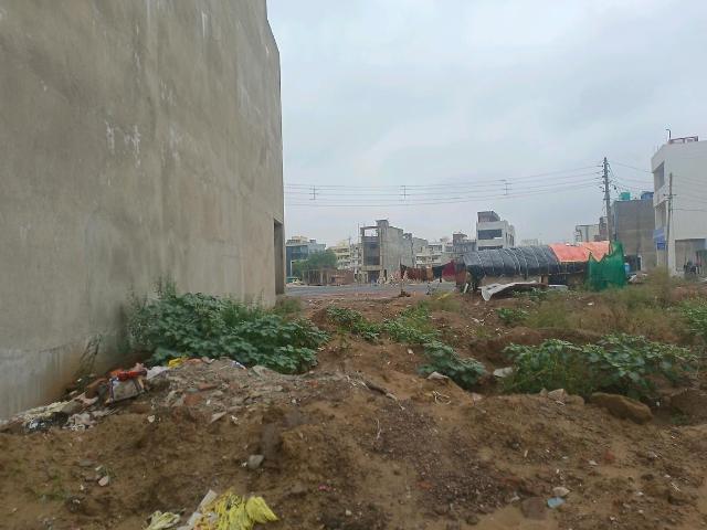 Residential Plot in Sector 57 for resale Gurgaon. The reference number is 20650640