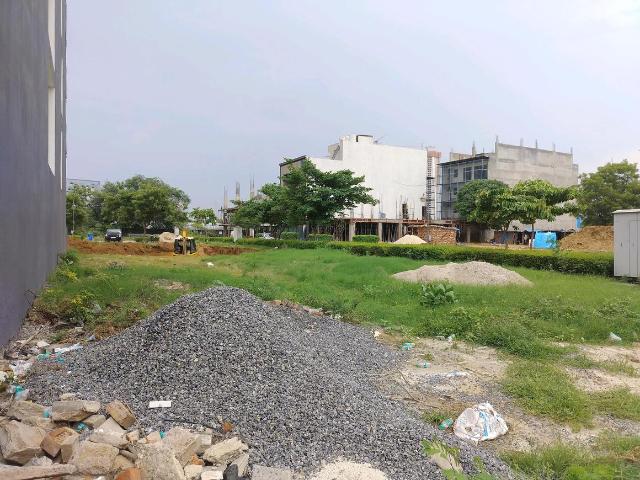 Residential Plot in Sector 57 for resale Gurgaon. The reference number is 20271804