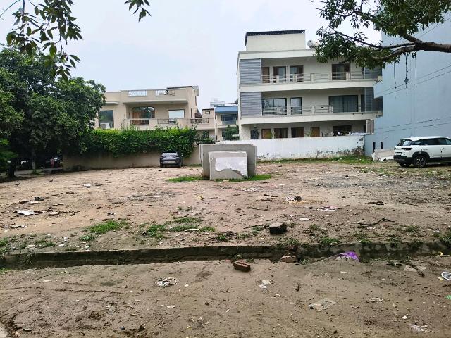 Residential Plot in Sector 57 for resale Gurgaon. The reference number is 20301711
