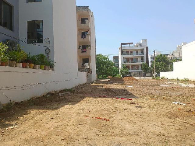 Residential Plot in Sector 57 for resale Gurgaon. The reference number is 21050144