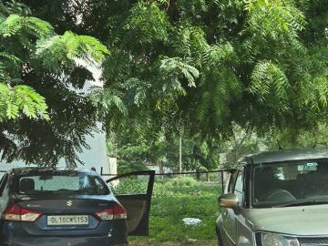 Residential Plot in Sector 55 for resale Gurgaon. The reference number is 16986037