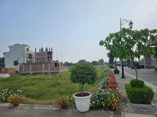 Residential Plot in Sector 5 for resale Sohna. The reference number is 21116091