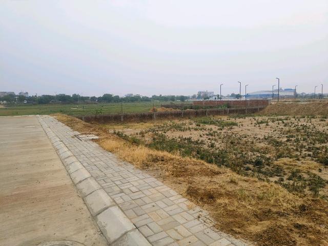 Residential Plot in Sector 6 for resale Dharuhera. The reference number is 17953618