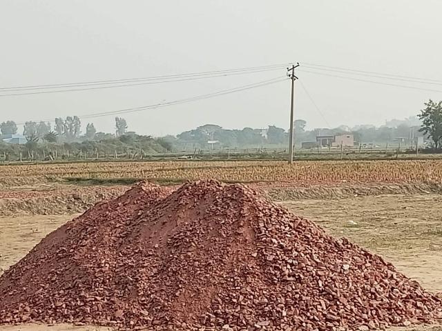 Residential Plot in Sector 73 for resale Noida. The reference number is 20024535