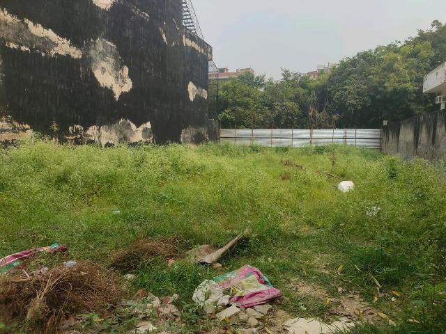 Residential Plot in Sector 71 for resale Noida. The reference number is 18429818