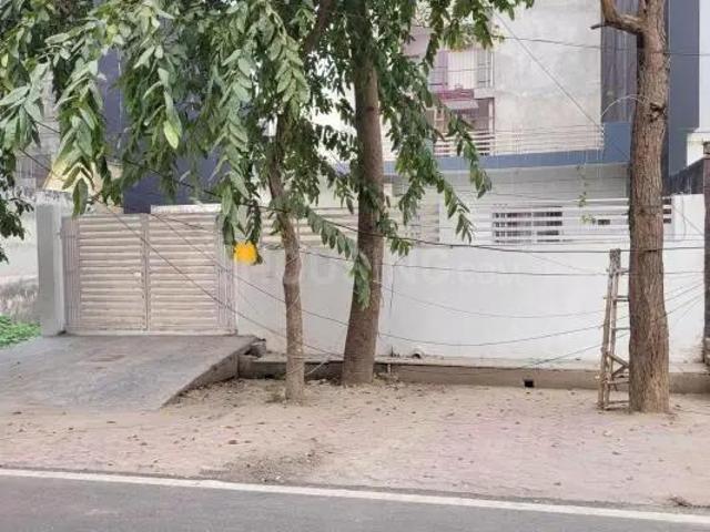 Residential Plot in Sector 71 for resale Noida. The reference number is 19973365