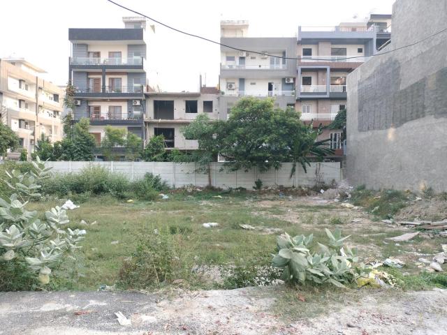 Residential Plot in Sector 77 for resale Faridabad. The reference number is 21272424
