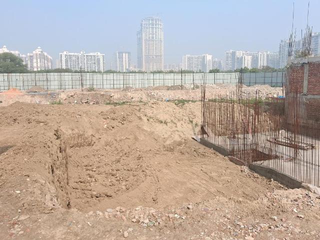 Residential Plot in Sector 76 for resale Noida. The reference number is 19420465