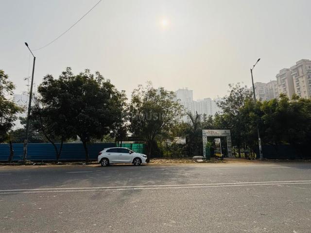 Residential Plot in Sector 76 for resale Noida. The reference number is 19819634