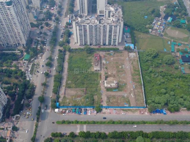 Residential Plot in Sector 76 for resale Noida. The reference number is 20483608