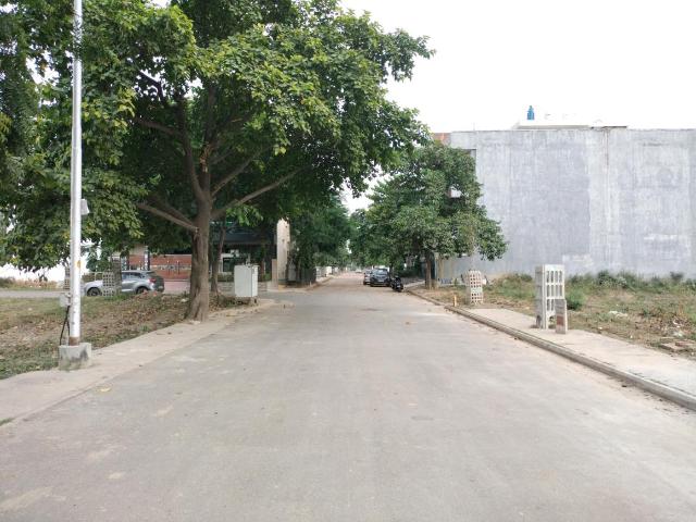 Residential Plot in Sector 76 for resale Faridabad. The reference number is 21263229