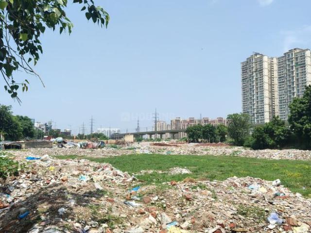 Residential Plot in Sector 78 for resale Noida. The reference number is 21326353