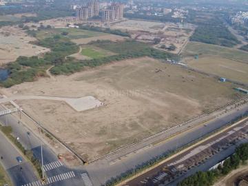 Residential Plot in Sector 79 for resale Noida. The reference number is 20538006