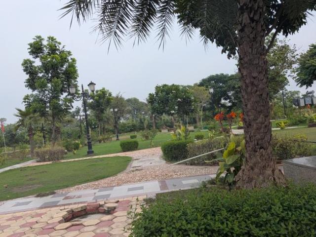 Residential Plot in Sector 83 for resale Faridabad. The reference number is 21339418