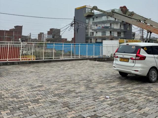 Residential Plot in Sector 80 for resale Noida. The reference number is 21289607