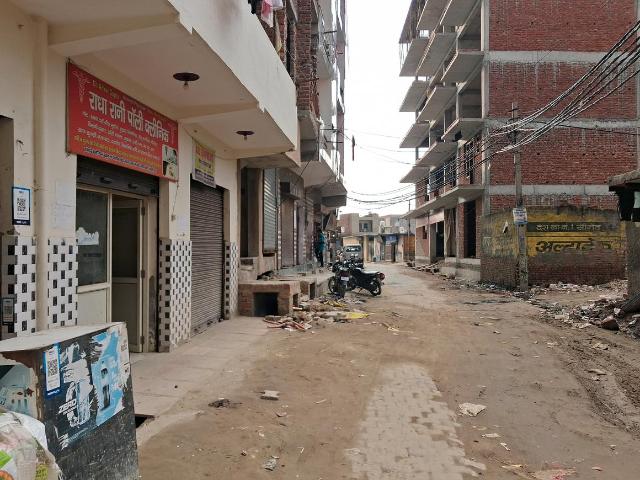 Residential Plot in Sector 81 for resale Noida. The reference number is 20762351