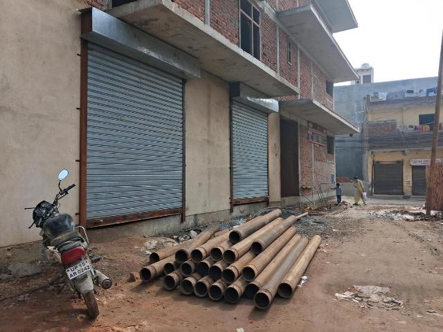 Residential Plot in Sector 81 for resale Noida. The reference number is 21285178