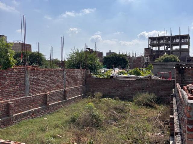 Residential Plot in Sector 81 for resale Noida. The reference number is 21285306