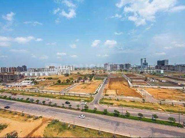 Residential Plot in Sector 82 for resale Gurgaon. The reference number is 15887805