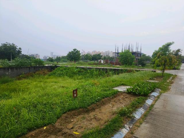 Residential Plot in Sector 82 for resale Gurgaon. The reference number is 20364874